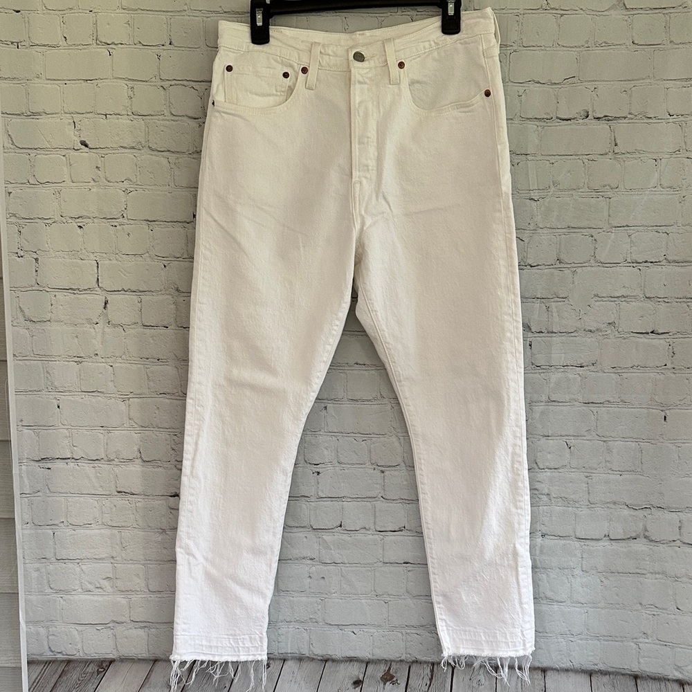 Levi’s 501 S Skinny Classic White High-Rise Jeans